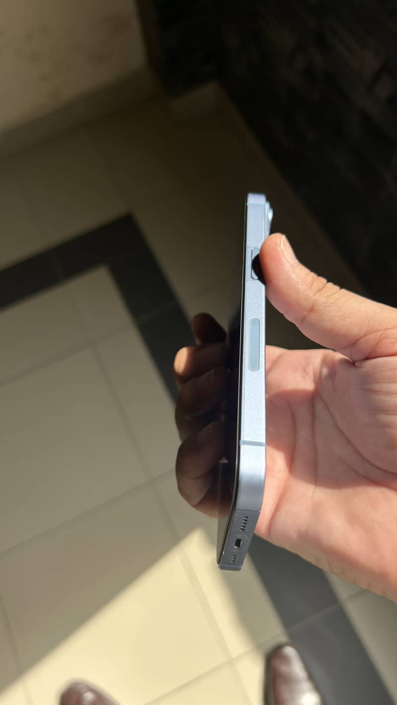 Apple iPhone 14 6