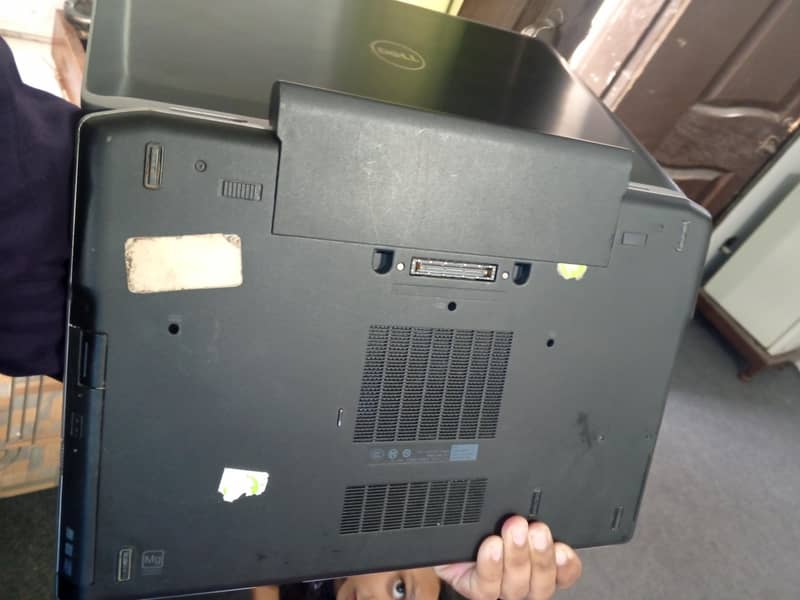 dell laptop 2