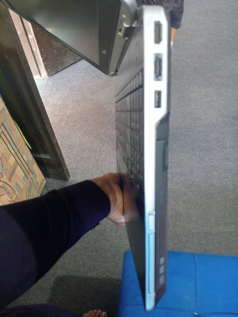 dell laptop 4