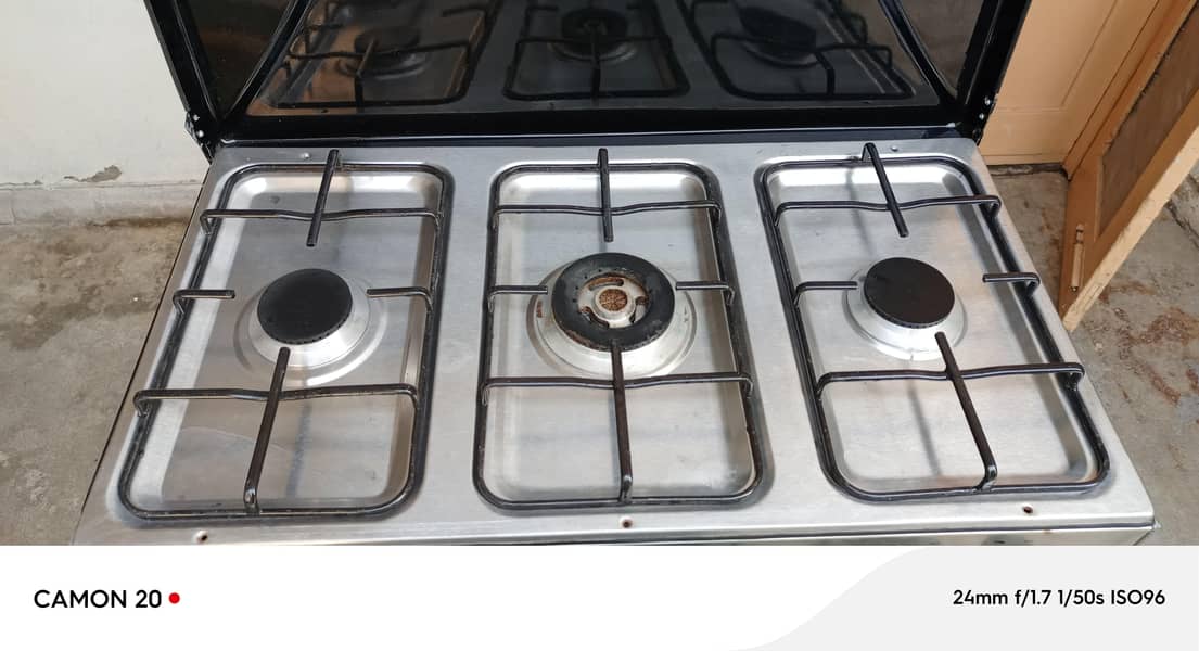 Gas Cooking range 2