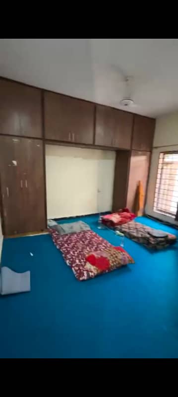 Kanal Full House Available For Rent In Multi Garden B17