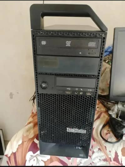 Lenovo Thinkstation S20