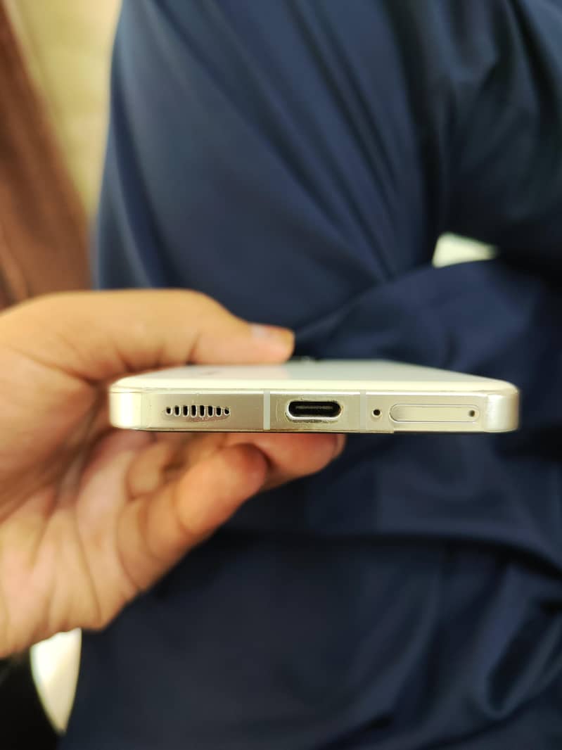Xiaomi Mi 13 5
