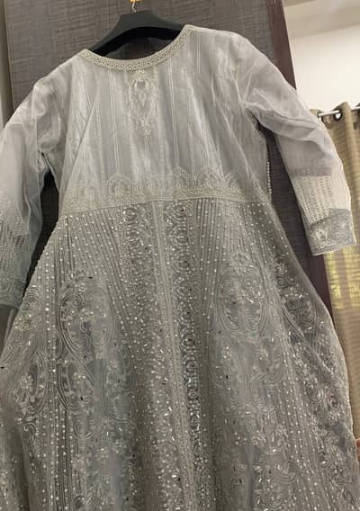 Royal fashion brand,