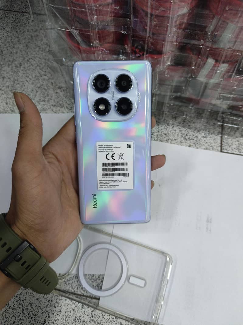 Xiaomi Redmi Note 14 Pro 1