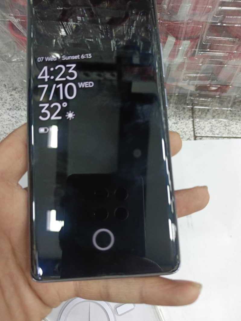 Xiaomi Redmi Note 14 Pro 4