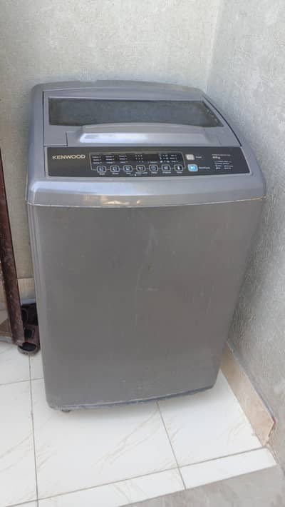 L. G 8kg top load automatic washing machine