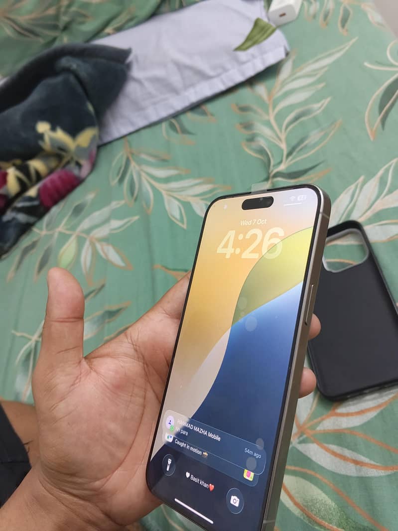 Apple iPhone 15 Pro Max 7