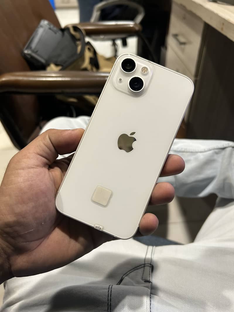 Apple iPhone 13 1