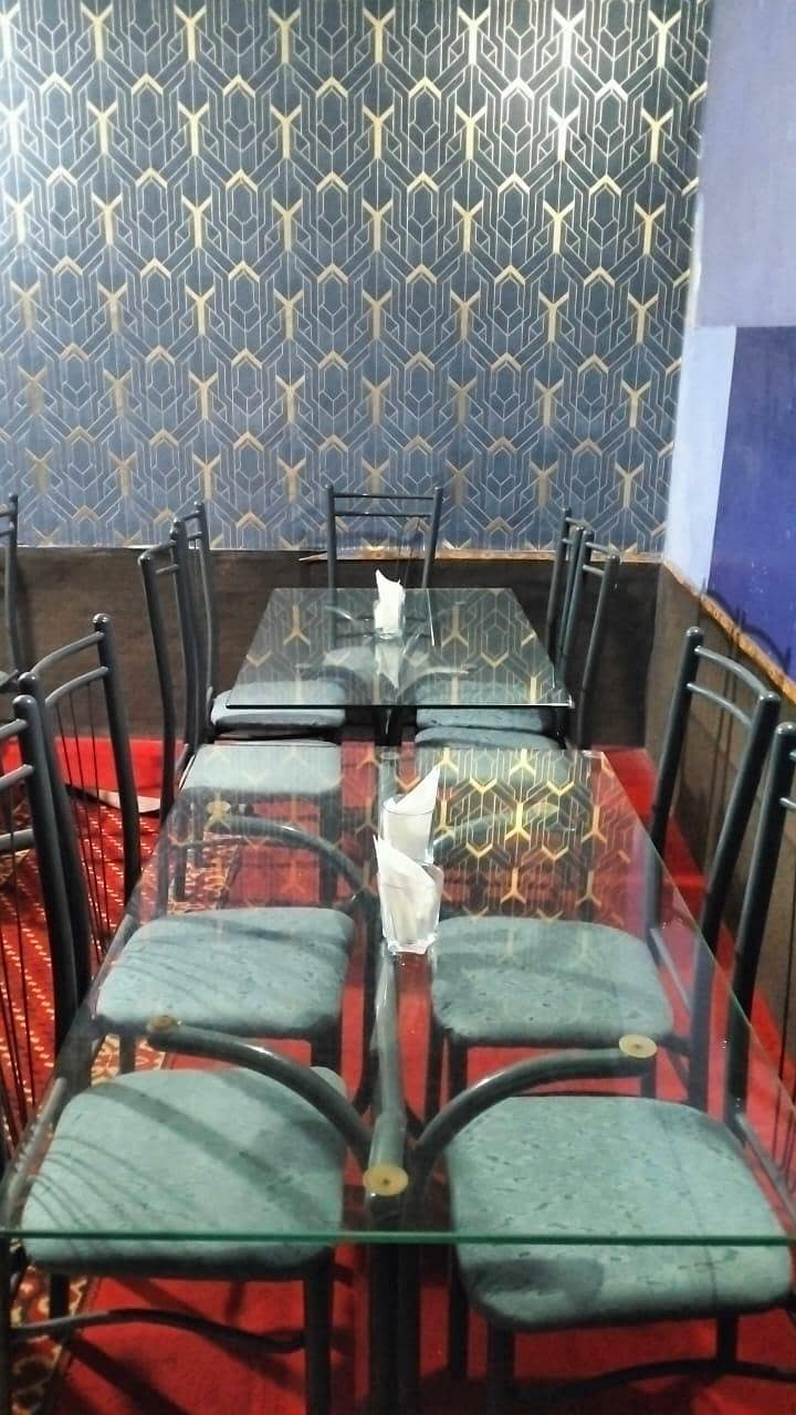 5 dining table with chairs 3