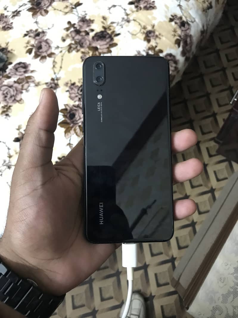 Huawei P20 Pro 0