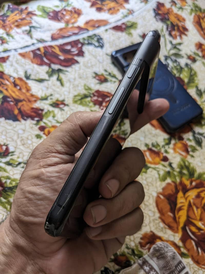Google Pixel 8 (5G) 2