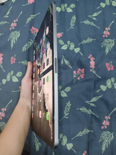iPad Pro 11” 256GB | 120Hz Display | Powerful & Smooth | Deal!