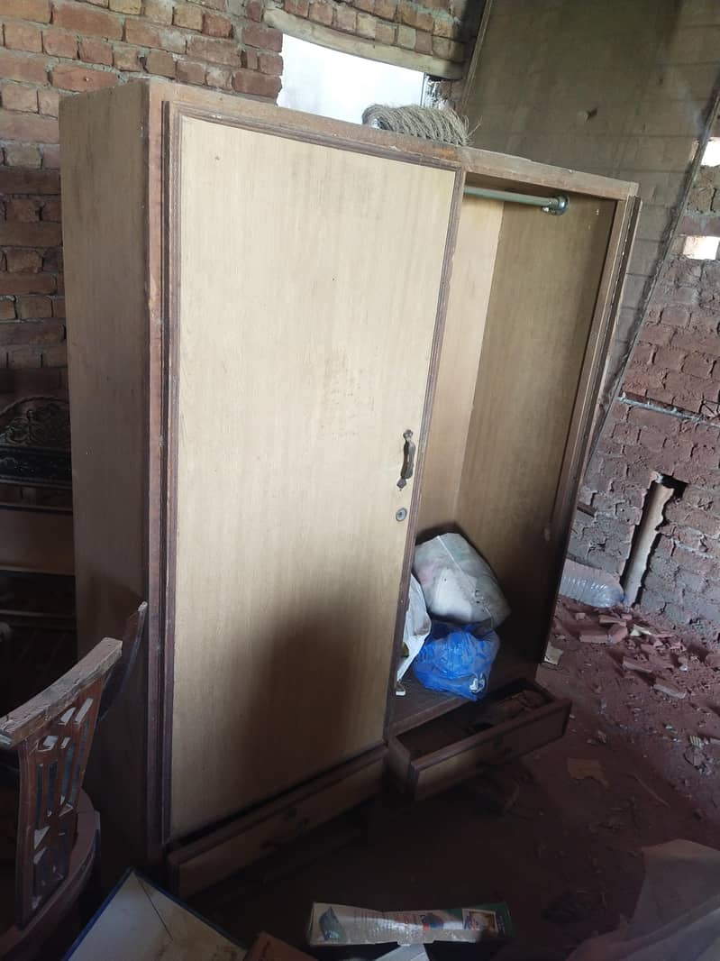 wall cupboards 1
