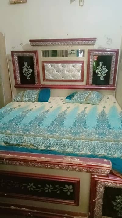 second hand furniture