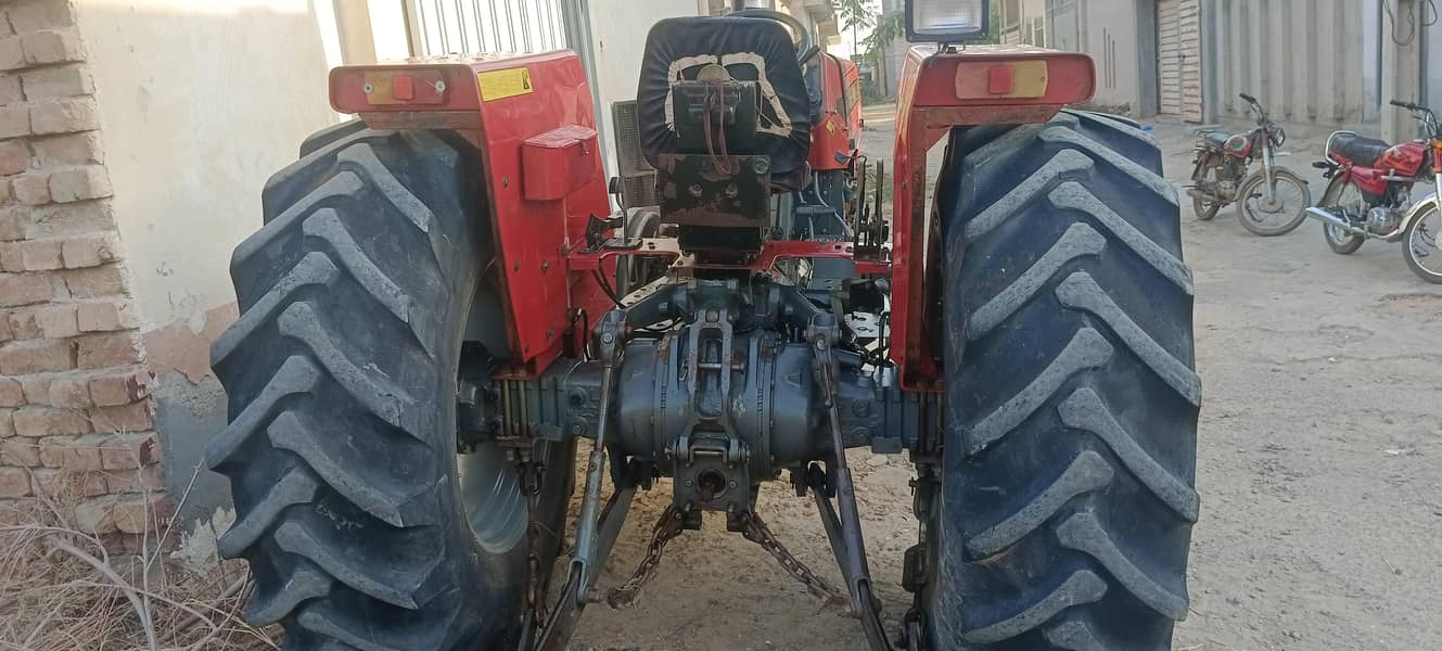 385 Tractor 0