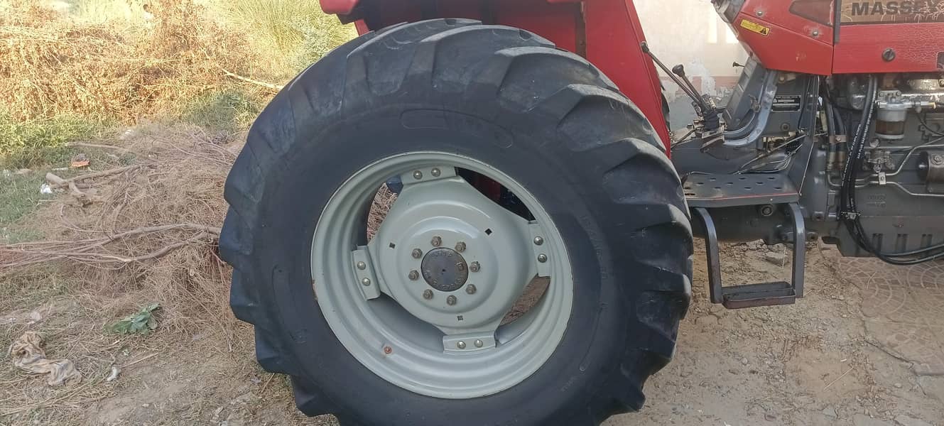 385 Tractor 1