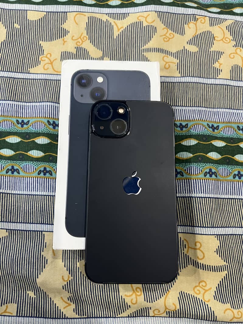 Apple iPhone 13 0