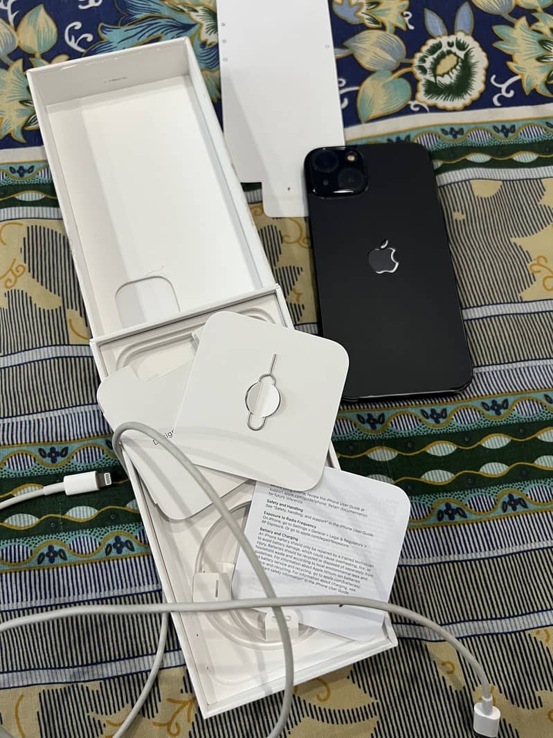 Apple iPhone 13 3