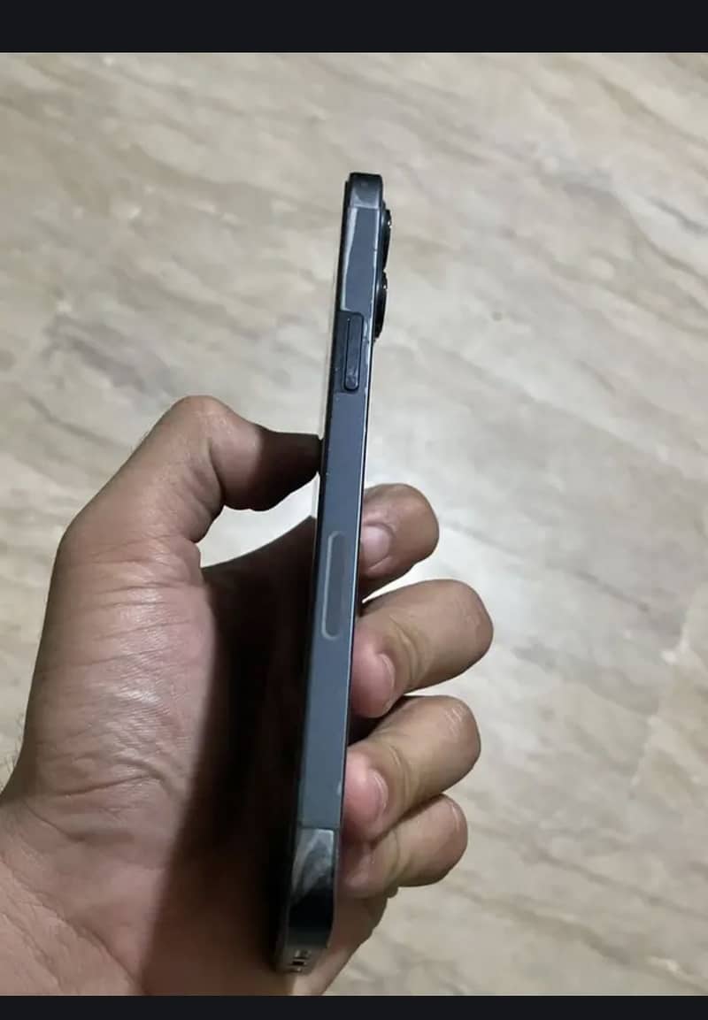 Apple iPhone 12 Pro Max 3