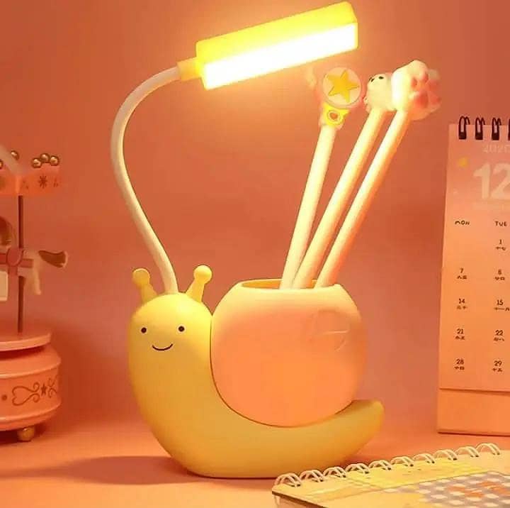 Adjustable Foldable cartoon snail led table light 0