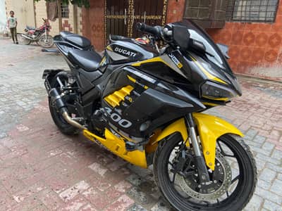 Ducati GT Edition 400 CC Dual Cylinder