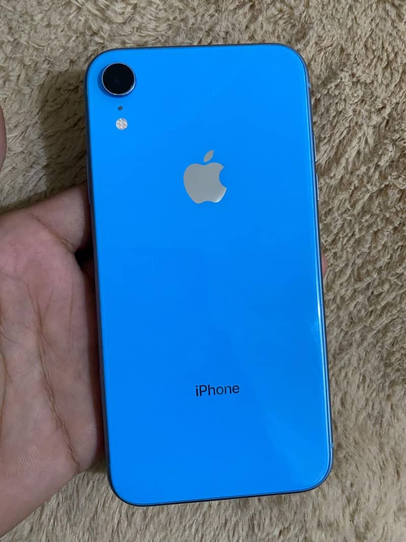Apple iPhone XR 0