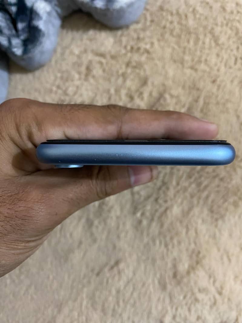 Apple iPhone XR 5