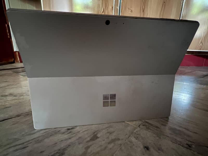 Microsoft surface pro 5 4