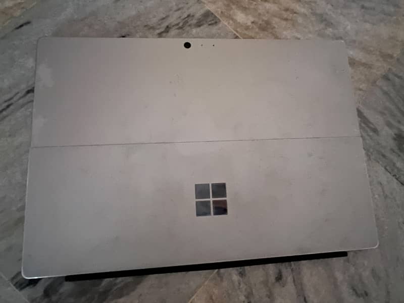 Microsoft surface pro 5 5