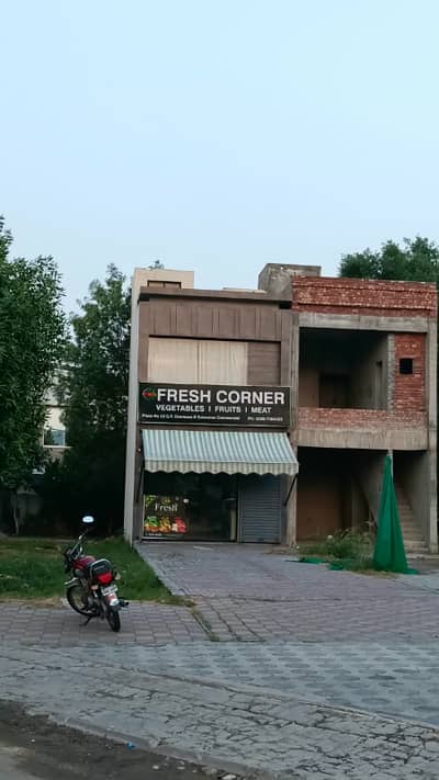 1.33 Marla Commercial Plaza for Sale in Bahria Town Lahore Rental Income 60,000/Month