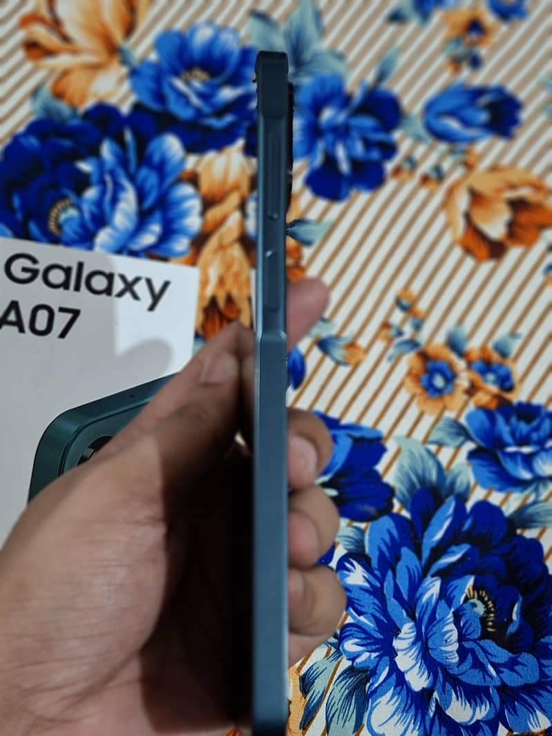Samsung Mobile A07 2