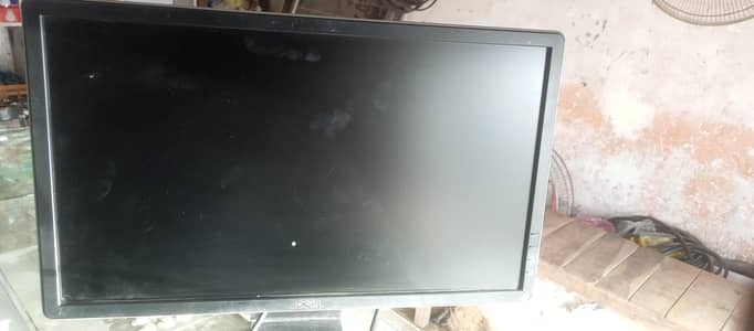 Used Hp Desktops with Dell monitor in good condition