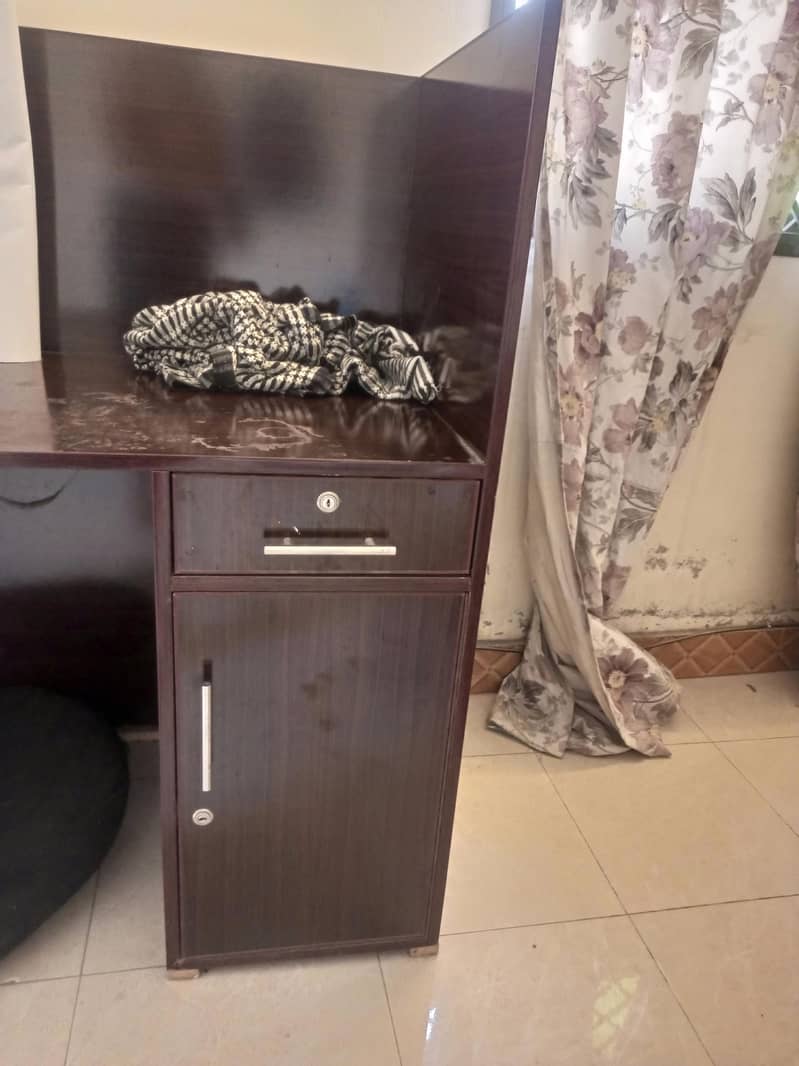 Premium Study Table + Leather Sofa Chair 1