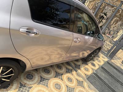 Toyota Vitz 2011