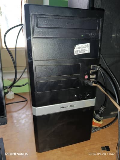 Core i7 7th generation 32gb ram 480gb ssd 27 inch borderless lcd