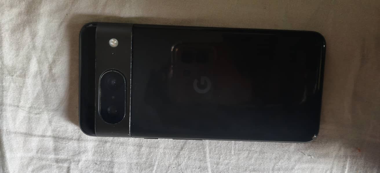 Google Pixel 8 1
