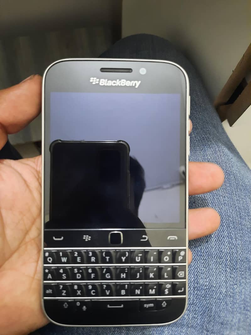 BlackBerry Classic 0