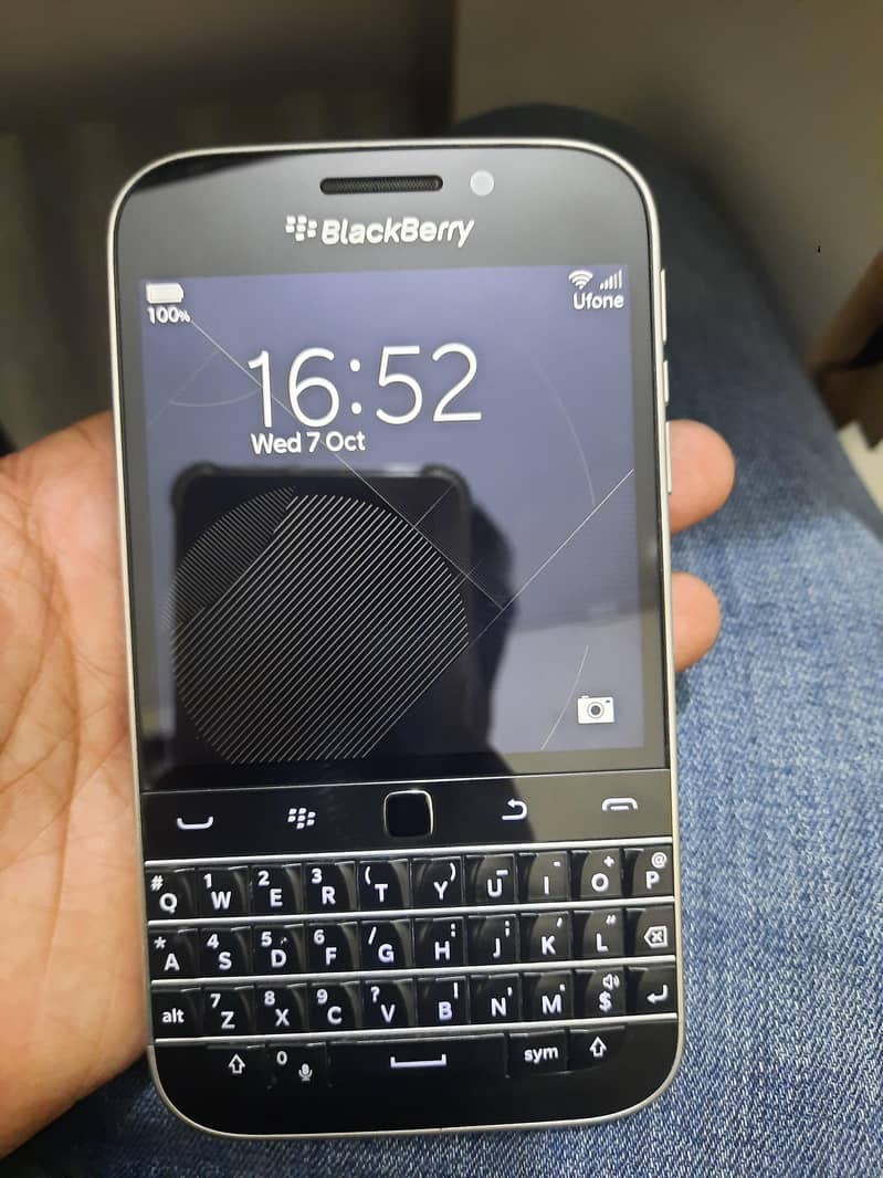 BlackBerry Classic 1