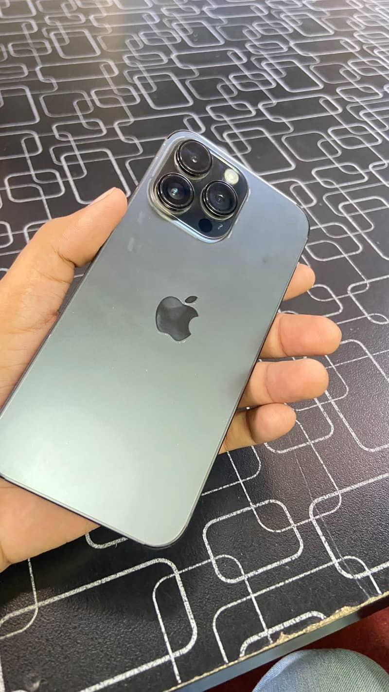 Apple iPhone 14 Pro Max 2