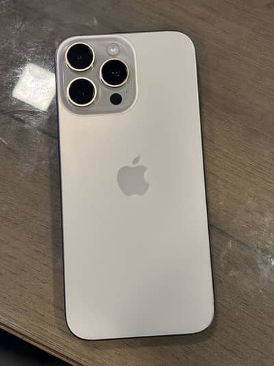 Apple iPhone 16 Pro Max