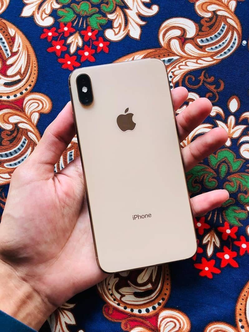 Apple iPhone XS Max 2