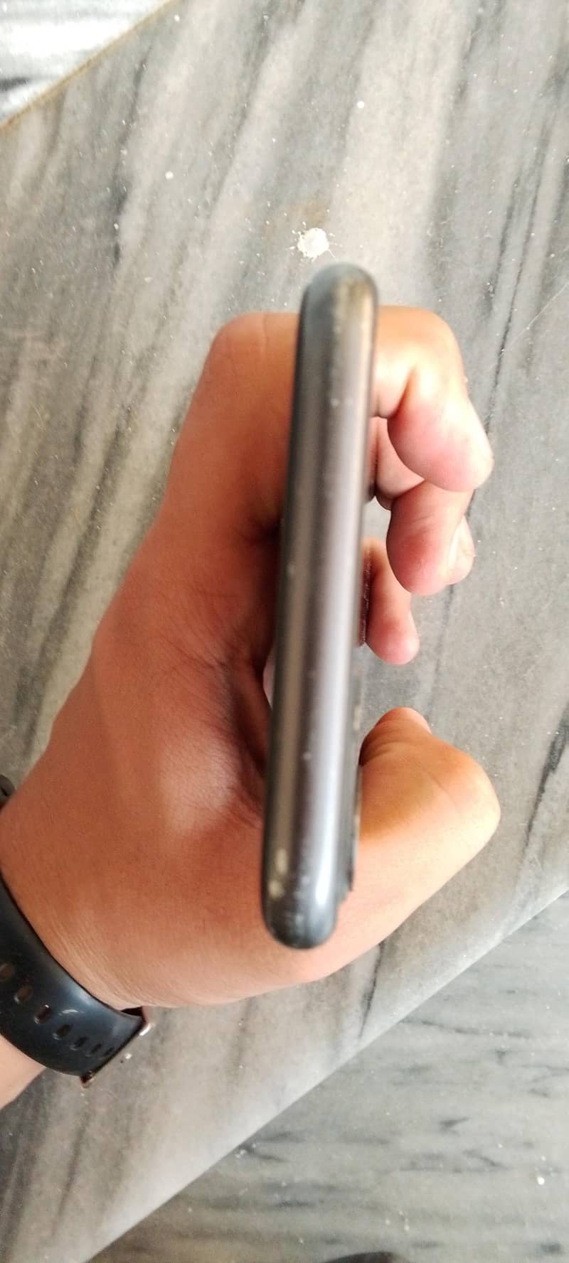 Apple iPhone 11 3