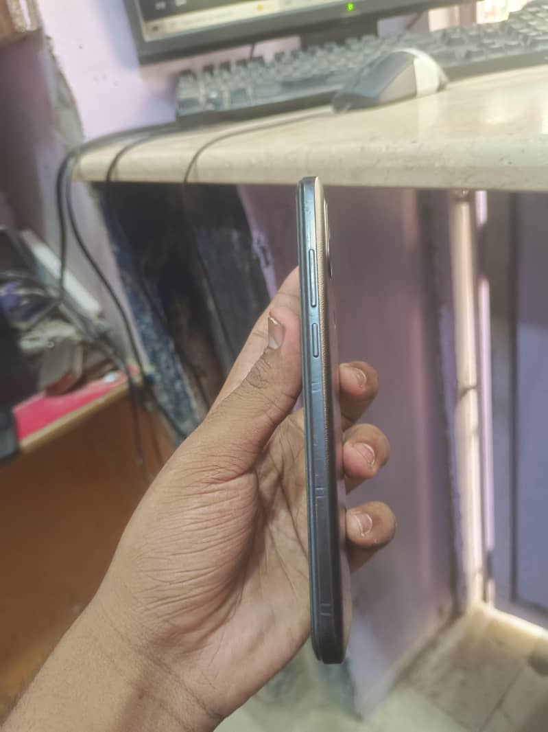 REDMI A2 plus 2