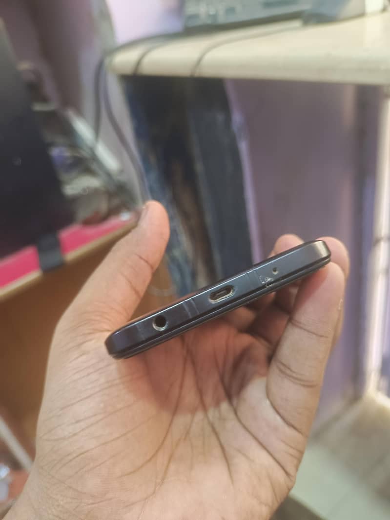REDMI A2 plus 3