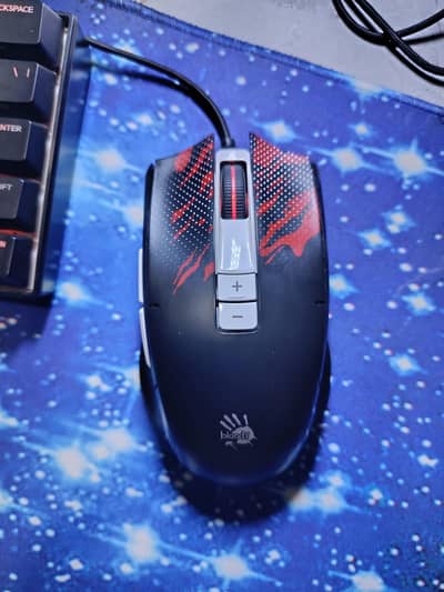 BLOODY ES8 ESPORTS Gaming Mouse