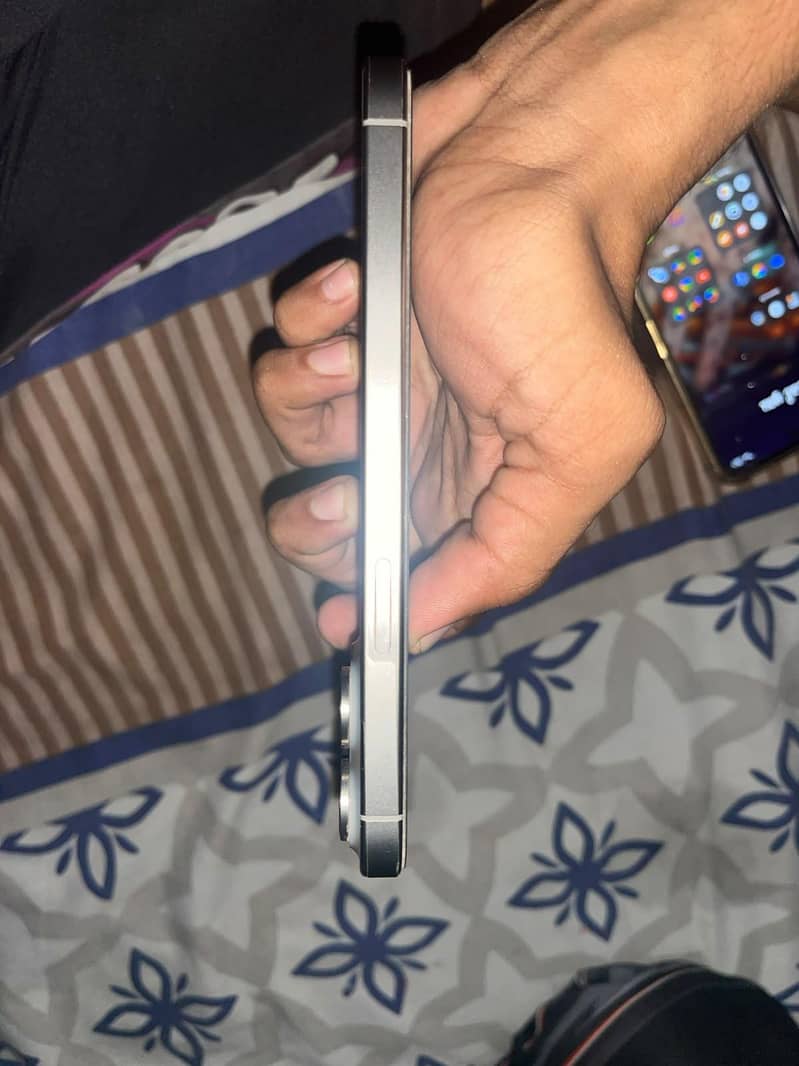 IPhone 15 pro max 1