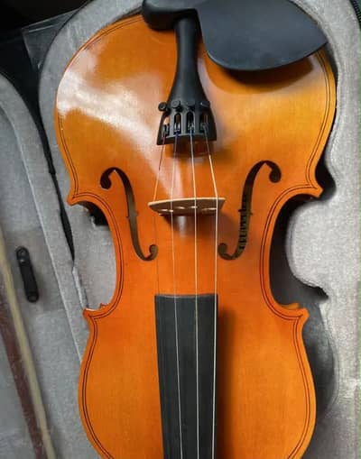 Dream Maker 4/4 Violin with Bow & Bag- good condition