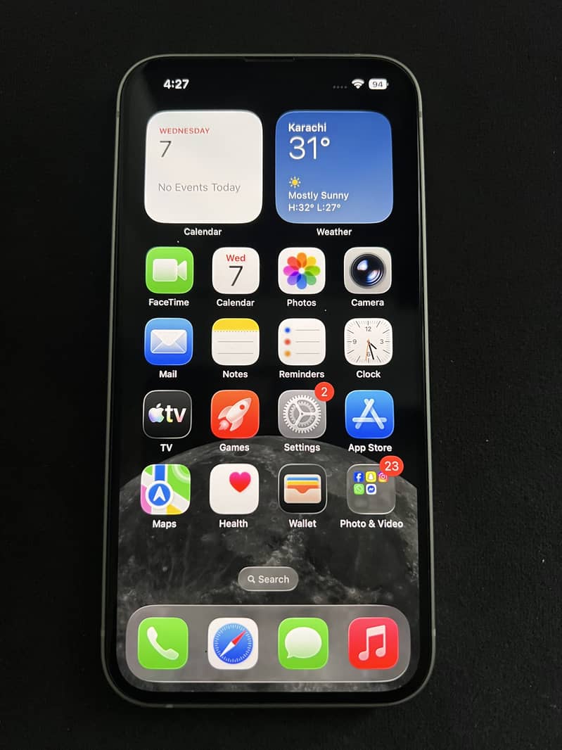 Apple iPhone 13 1