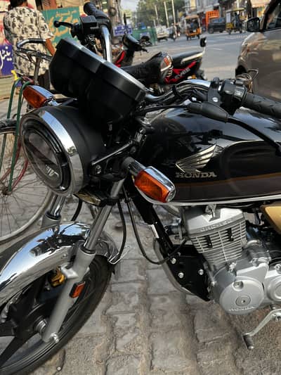Honda CG 150 - 2-Tone color  (2026 Model)